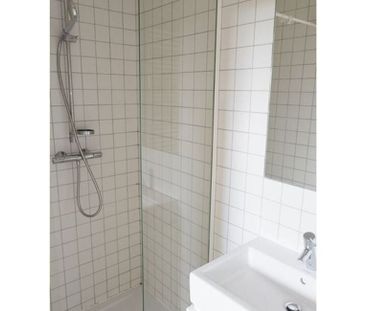 Appartement te huur in Kortrijk voor € 675 met 1 slaapkamer - Photo 5