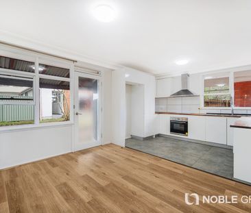 Perfectly Positioned Family Home with Versatile Workshop - Photo 4