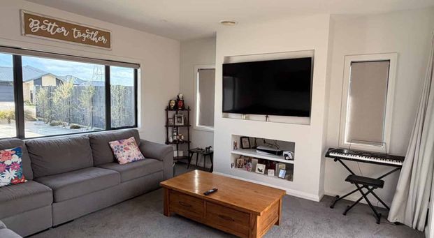 Sunny, Stylish and Spacious! - Photo 1