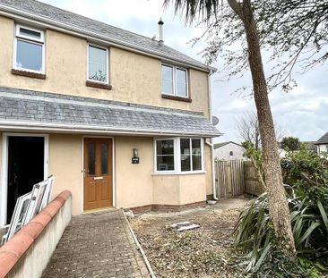 3 bedroom end of terrace house to rent - Photo 4