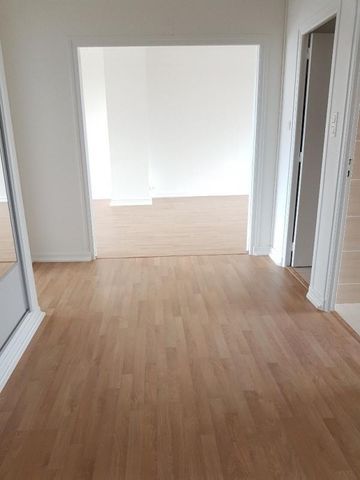 APPARTEMENT 4 pièce(s) - 92m² - Photo 4