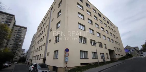 Pronájem - cihlový byt 1+kk 14 m - Fotografie 2