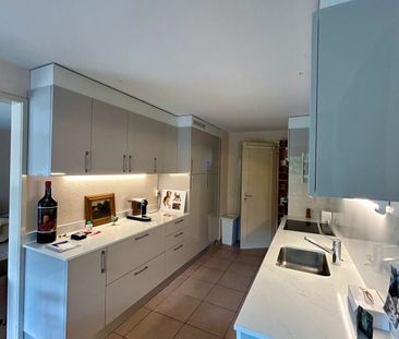 Charming semi-detached house with garden located in Epalinges - Photo 2