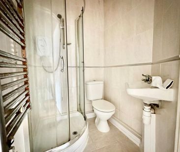 1 bedroom flat to rent - Photo 6