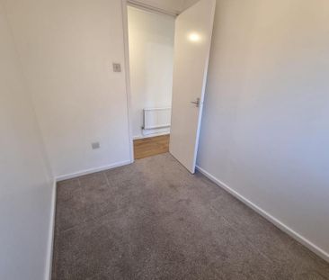 2 bedroom maisonette to rent - Photo 6