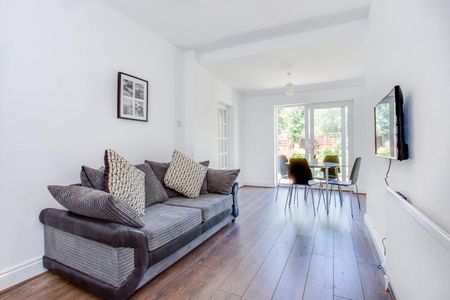 Room in a Shared House, Cecil Road, W3 - Photo 5