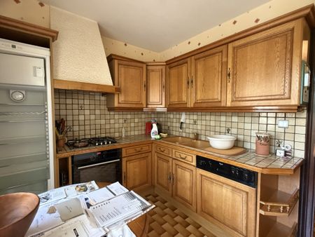 Location Appartement 3 pièces 73m² LA MOTTE SERVOLEX 73290 - Photo 3