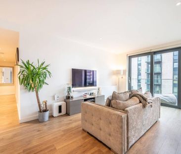 3 bedroom flat to rent - Photo 2