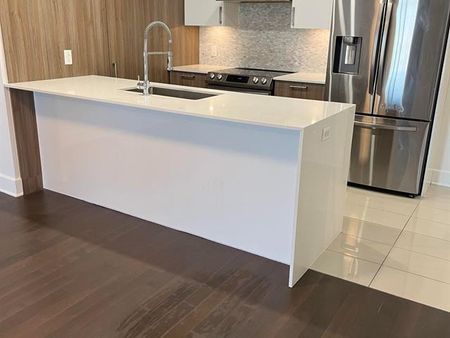 353 Boul. Brunswick - Photo 2