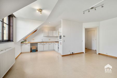 Lichtrijk appartement met 2 slaapkamers in Soignies - Foto 3
