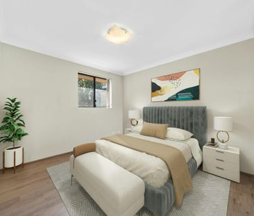 SPLIT LEVEL THREE BEDROOM IN A CENTRAL LOCATION - Photo 4