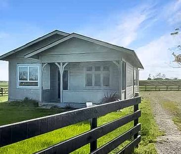 THREE BEDROOMS IN THE COUNTRY - Photo 4