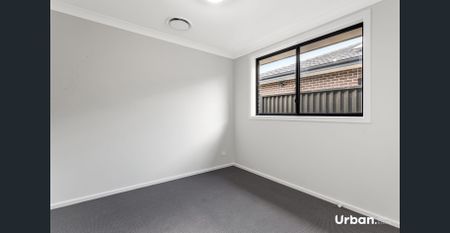 Spacious Family Home in Leppington - Photo 4
