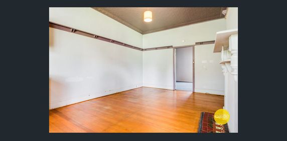 Low Maintenance Flat - Short Walk To CBD - Photo 2