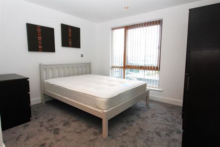 Crozier House, Leeds City Centre, LS10 1LQ - Photo 3