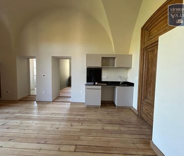 Location Appartement 2 pièces 60m² DOLE 39100 - Photo 3