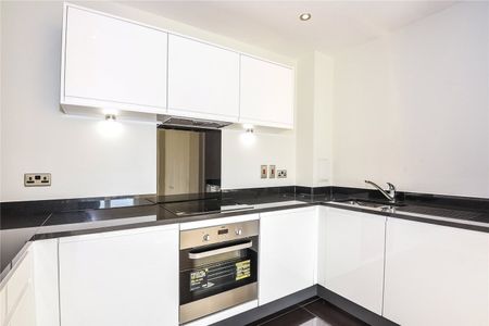 Ilford, London, IG2 - Photo 3