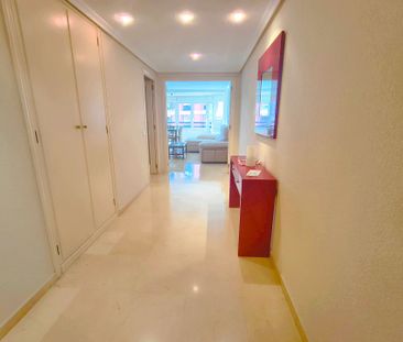 Piso de alquiler en Avinguda Eusebi Sempere, 11, Ensanche - Diputación - Photo 1