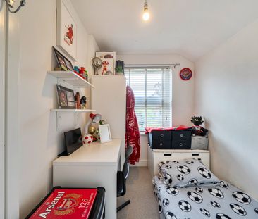 Primrose Gardens, Bushey, WD23 - Photo 5