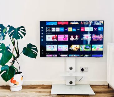 1 Bed Flat, Robertson's Count, EH8 - Photo 2