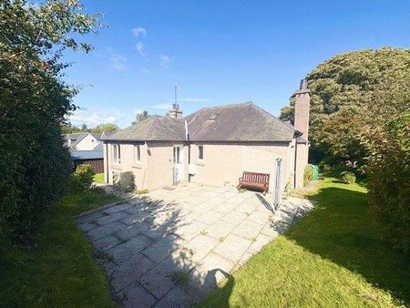 3 bedroom detached house to rent - Photo 4