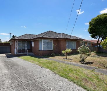 Spacious 3-Bedroom Home with Natural Light and Modern Amenities - Photo 5