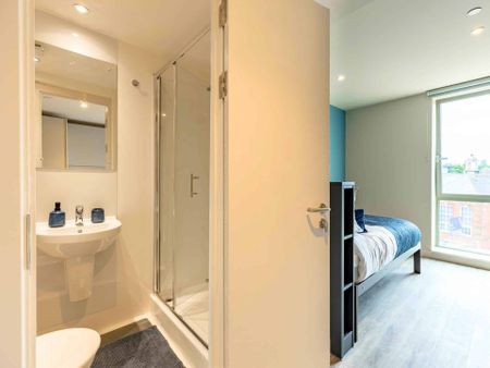 Bronze Studio - Photo 5