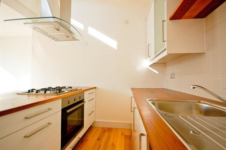 1 bedroom flat to rent - Photo 5