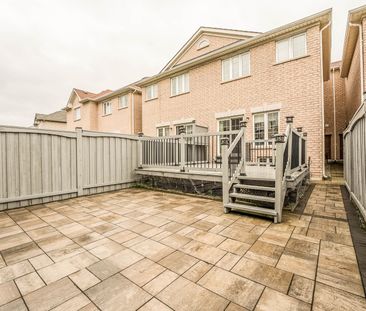 For Lease - 5195 Angel Stone Drive, Mississauga, Ontario - Photo 2