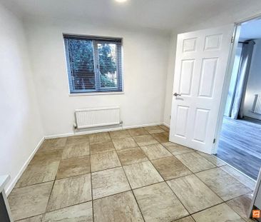 2 bedroom detached house to rent - Photo 3