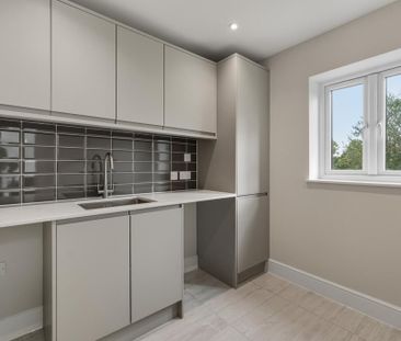 5 bedroom detached house to rent - Photo 3