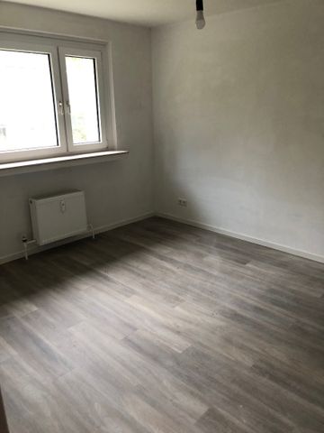 97019/26 Helle 2 Zi-Wohnung mit Balkon in Alt-Erkrath - Photo 4