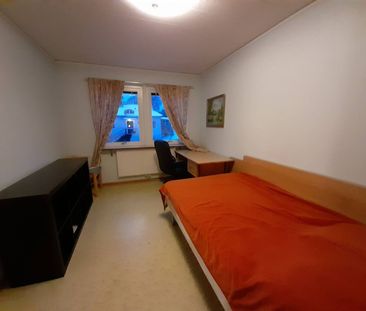 Stjärnhovsvägen, Älvsjö - Photo 2