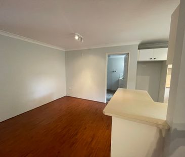 Comfortable & Convenient 2 Bedroom Apartment - Photo 1