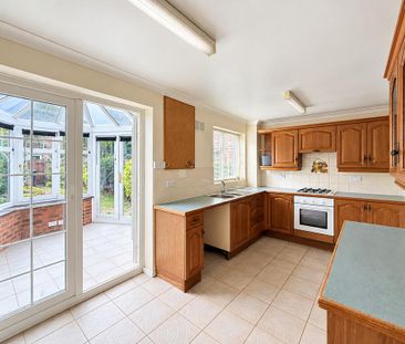 3 bedroom terraced house to rent - Photo 6
