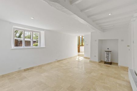 5 bedroom cottage to rent - Photo 2