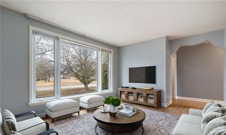 For Lease - 15 East Avenue, New Tecumseth, Ontario - Photo 2