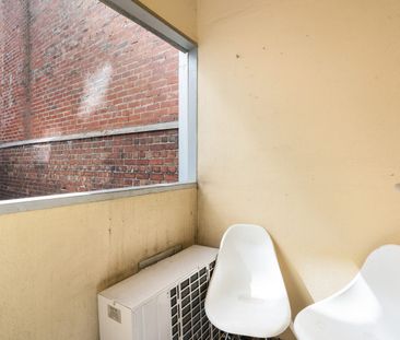 Converted Warehouse, Laneway Living - Photo 6