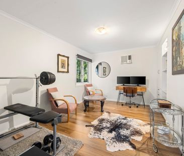 Modern Two-Bedroom Oasis - Photo 6