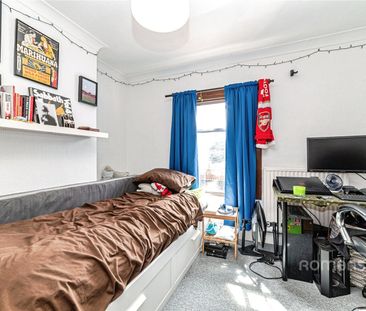 2 bedroom property to rent - Photo 3