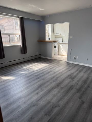For Lease - 115 Eighth Street Unit# 3, Toronto, Ontario - Photo 2