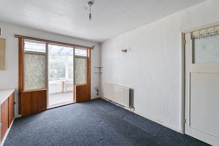 3 bedroom terraced house to rent - Photo 2