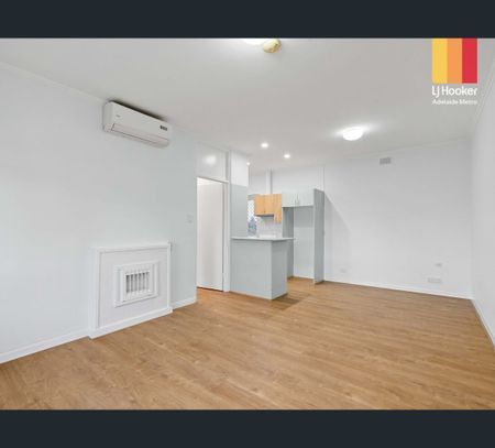 4/35 Harvey Terrace, Glenelg North, SA 5045 - Photo 3