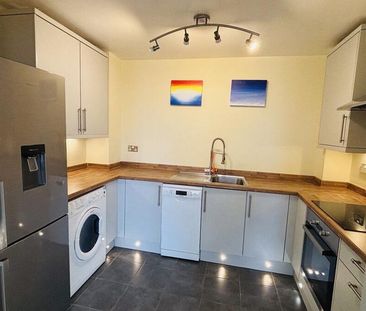 2 bedroom apartment to rent - Photo 6