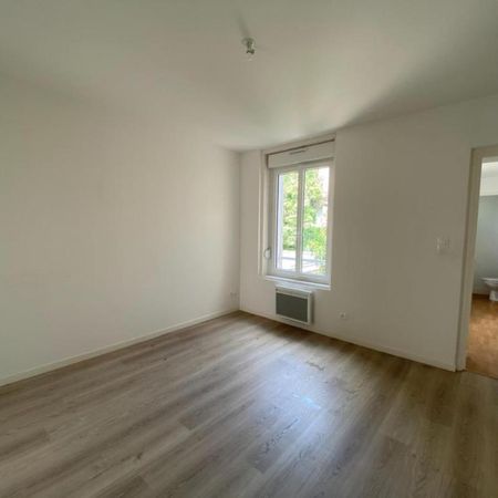 T2 - Rue Croix Saint Marc - 51100 REIMS - Photo 3