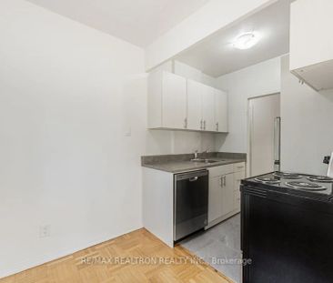 156 Kingston Road #106 - Photo 3