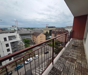 Location Appartement 4 pièces 79m² - Photo 2