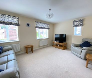 Y Deri, Derwen Fawr, Swansea, SA2 - Photo 1