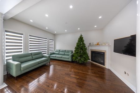 For Lease - 96 Maverick Crescent, Vaughan, Ontario - Photo 5