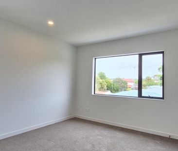 Brand new over the Shore. - Photo 5